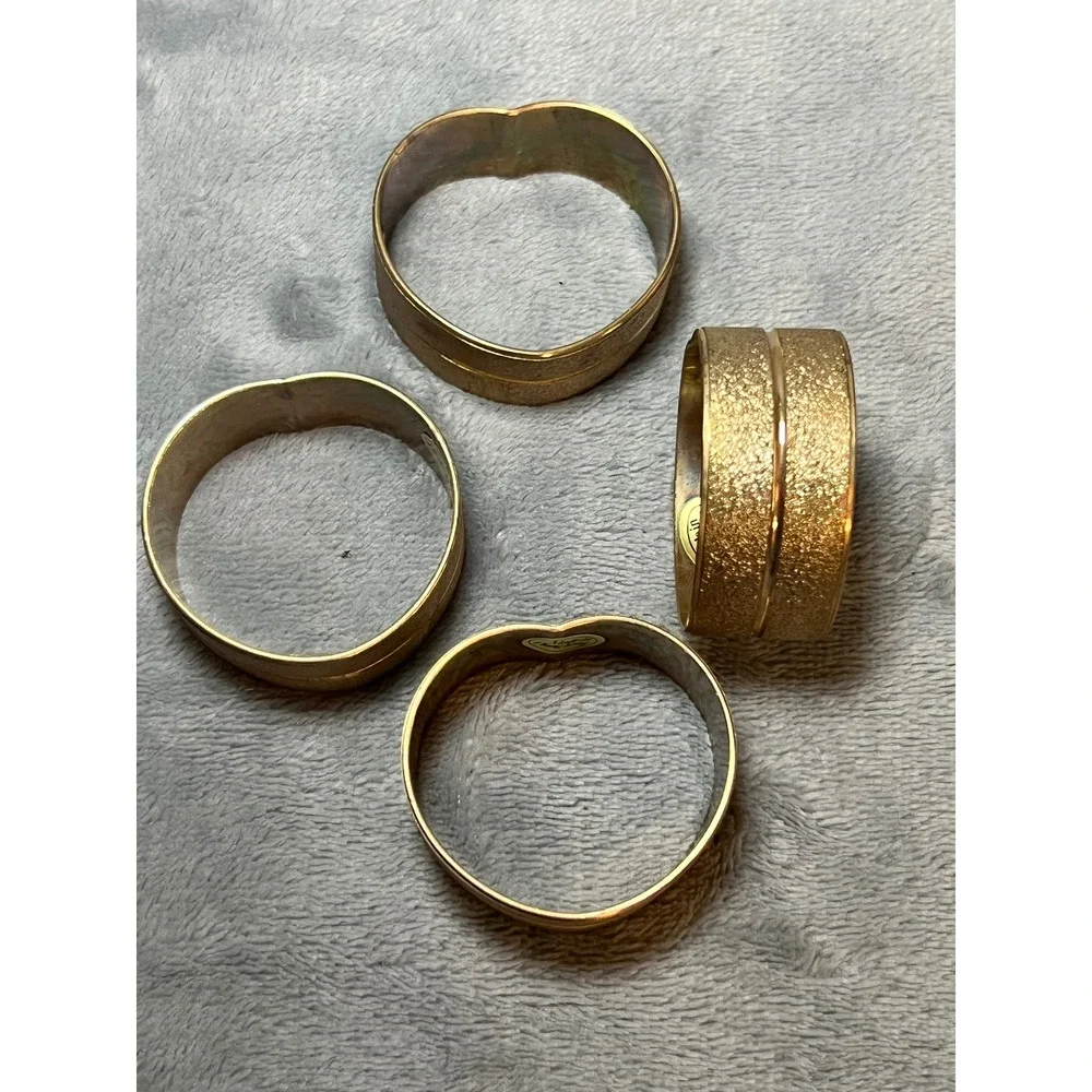 Gold Tone Textured Napkin Rings Set 4 Heart Made Hong Kong Vintage Whimsy